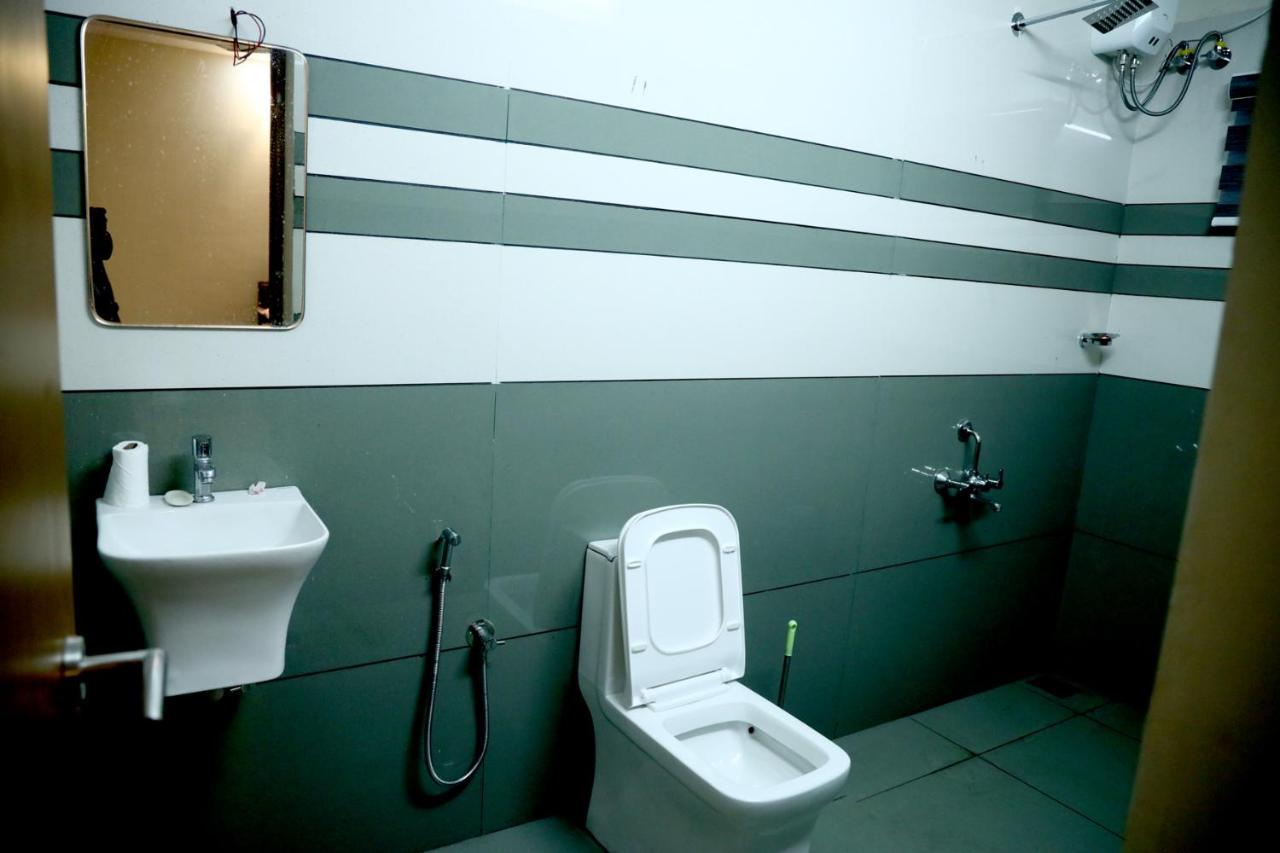 Clover Home Tiruvalla Εξωτερικό φωτογραφία